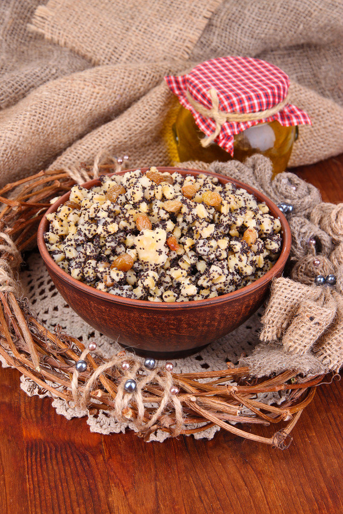 https://www.home-recipes.com.ua/wp-content/uploads/2021/03/tradyczijna-rizdvyana-kutya.jpg?utm_source=chatgpt.com