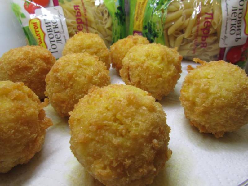 аранчіні З СПАГЕТТІ (ARANCINI DI SPAGHETTI) 