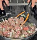 БАРАНИНА ПІД картопляний КРИШКОЮ