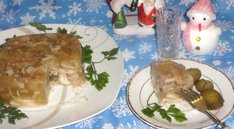 холодець з свинини І КУРКИ
