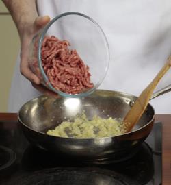 макарони по-флотськи з яловичиною
