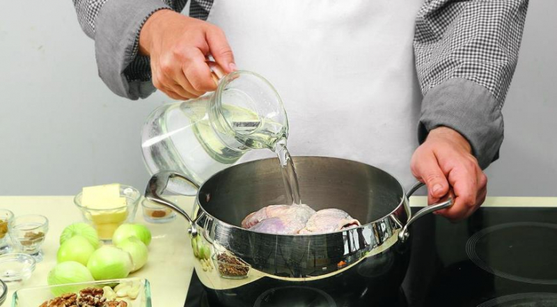 сациви з цесарки