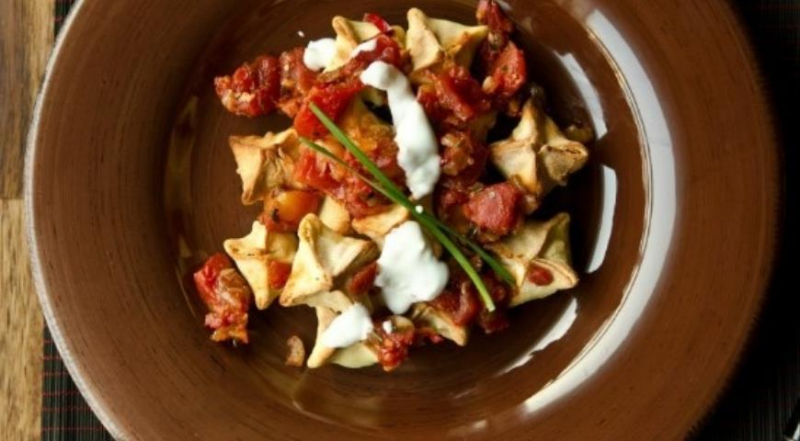 ТУРЕЦЬКІ пЕЛЬМЕНИ (MANTI) з нутом, ПРИГОТОВАНІ В ДУХОВЦІ 