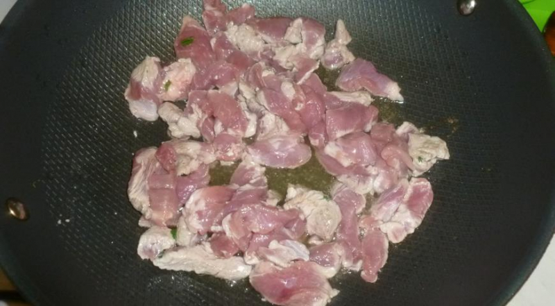 ПЕЧЕНЯ З свинини В СКОВОРОДІ ВОК